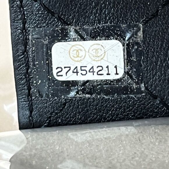Chanel Timeless medium vinyl and black lambskin leather with real sand inside - Picture 11 of 12